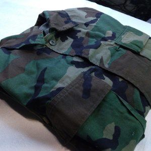 WOODLAND CAMO men's Medium Jacket